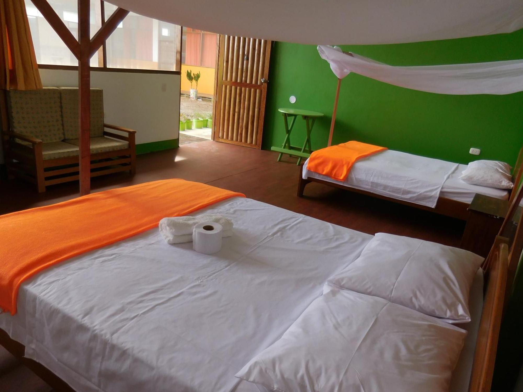 פוארטו מלדונדו Tambopata Hostel מראה חיצוני תמונה