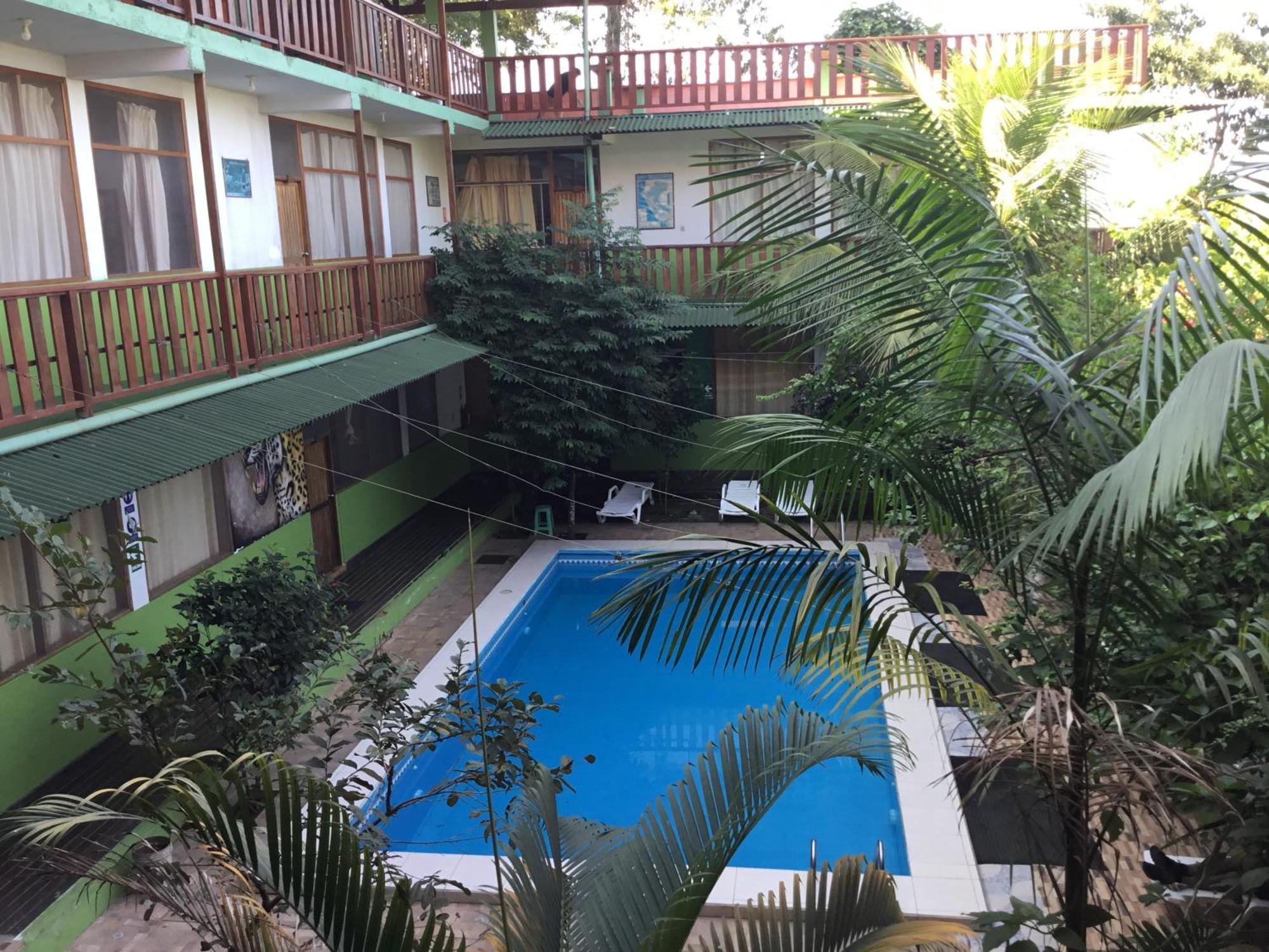 פוארטו מלדונדו Tambopata Hostel מראה חיצוני תמונה