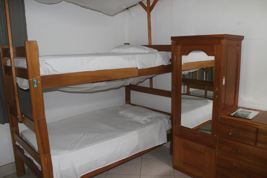 פוארטו מלדונדו Tambopata Hostel חדר תמונה